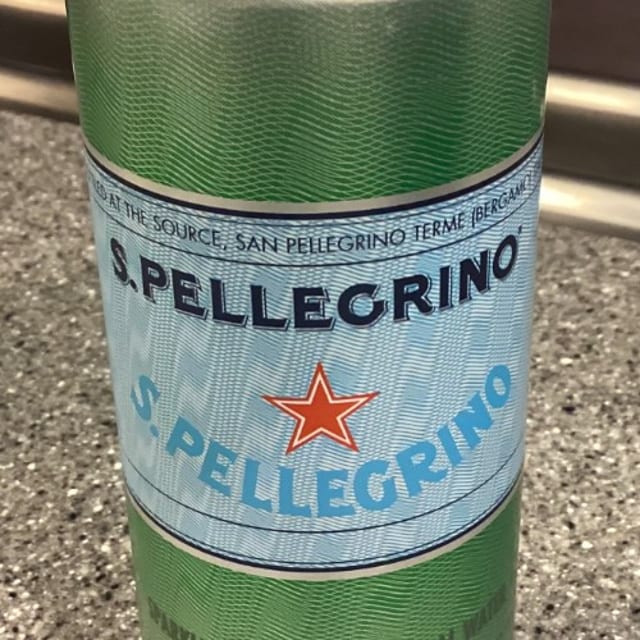 San Pelligrino Sparkling.